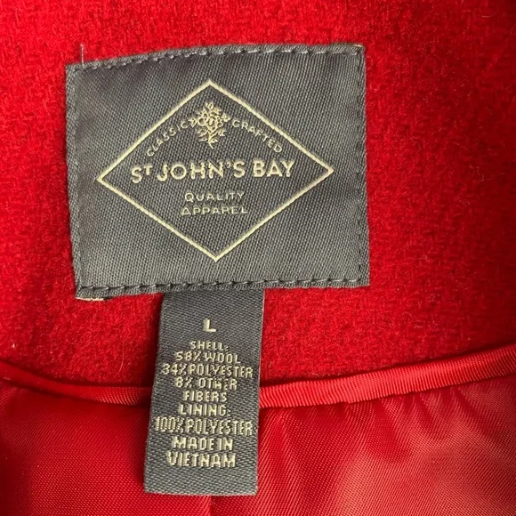 Classic red wool peacoat, women’s medium winter coat, fully lined, pocket detail - Picture 4 of 11